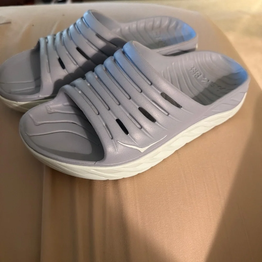 Hoka Slide - Picture 2 of 3